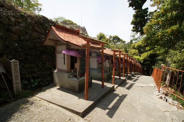 洲本城