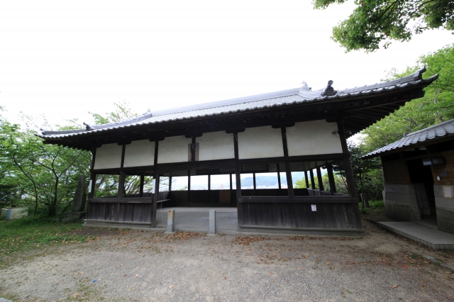 撫養城