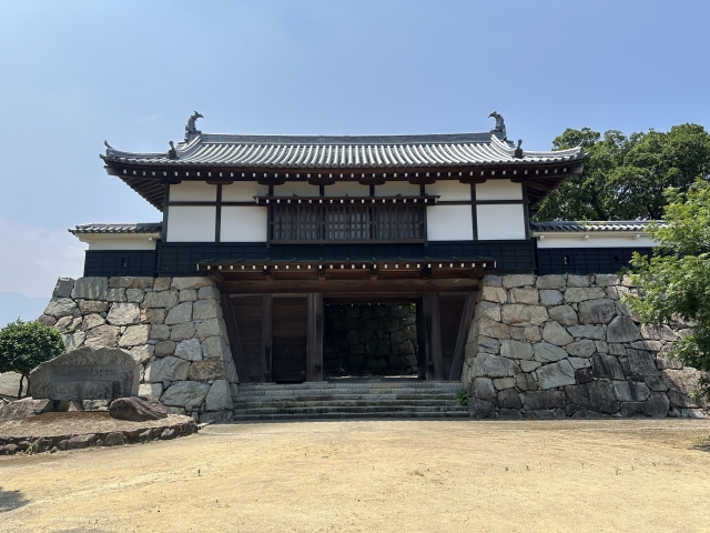 仏殿城