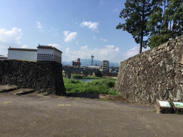 人吉城