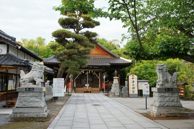 中津城