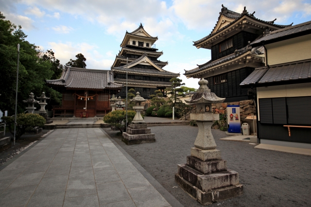 中津城